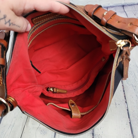 DOONEY & BOURKE | Erika hobo nylon leather trim shoulder bag - Picture 4 of 16